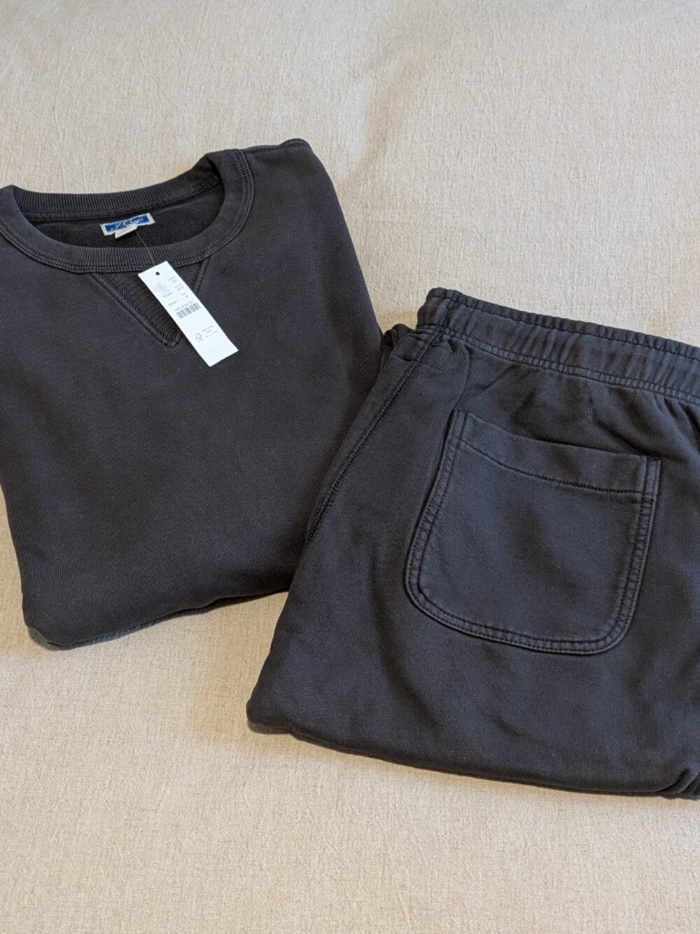 👕 J.Crew Matching Sweatshirt & Sweatpants Bundle - NWT - Size M - Charcoal Gray